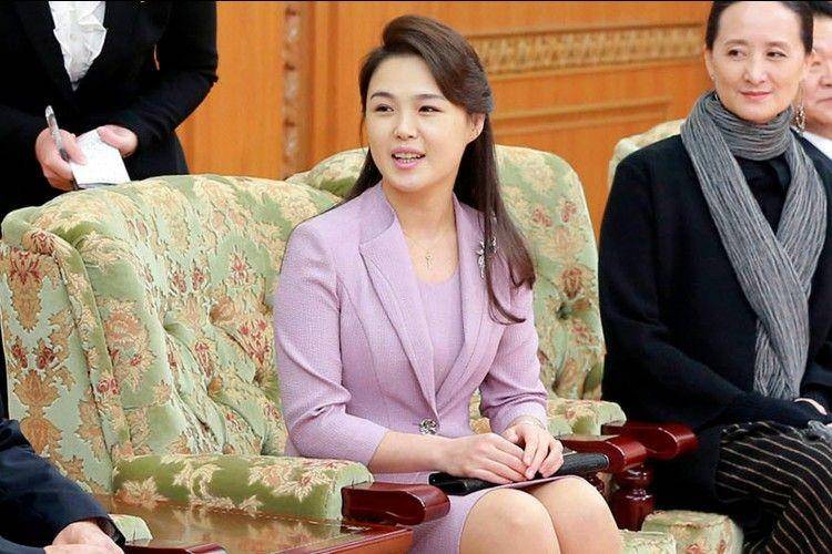 istrikimjongun Ri Sol Ju (edition.cnn.com)