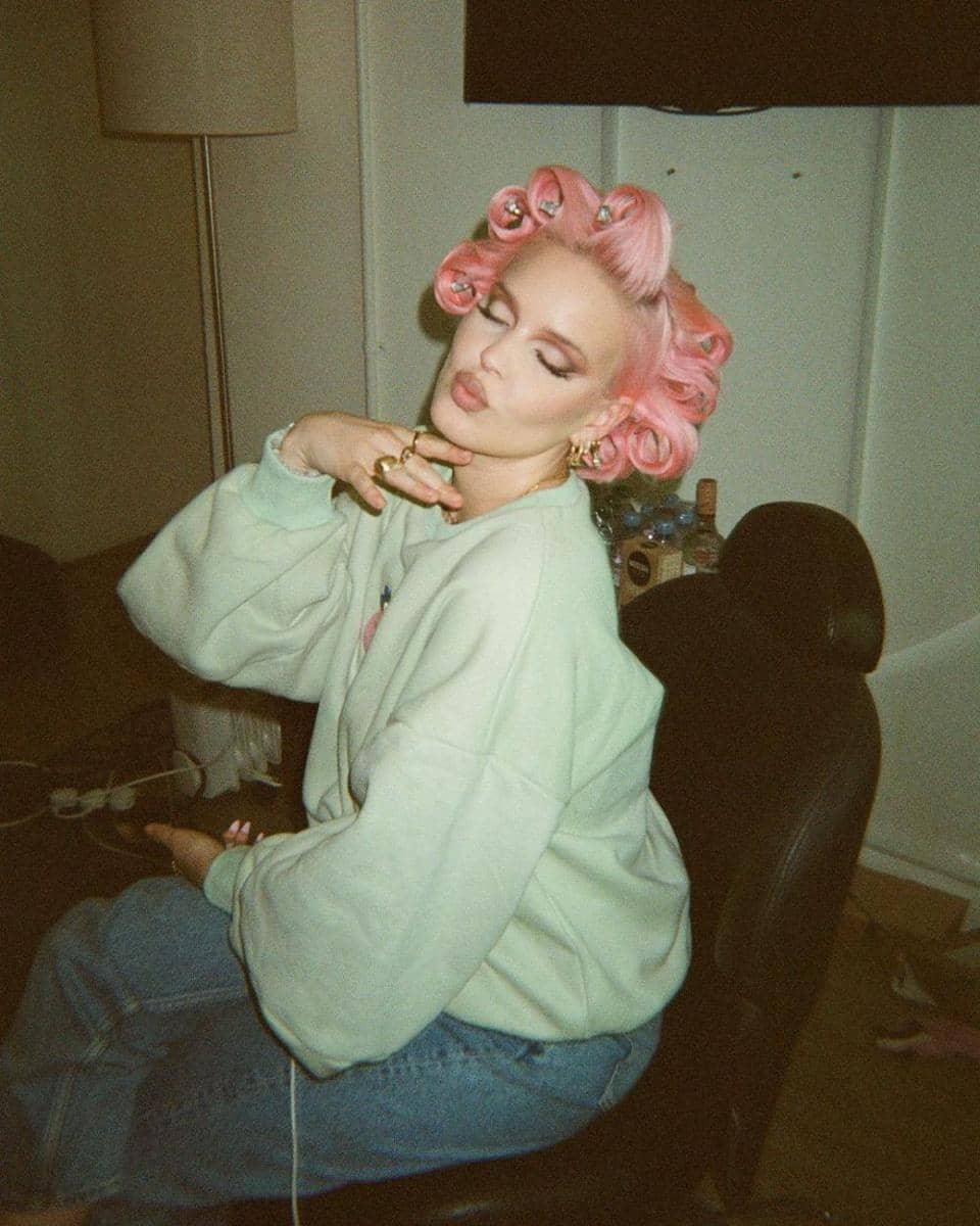 Anne Marie (instagram.com/annemarie