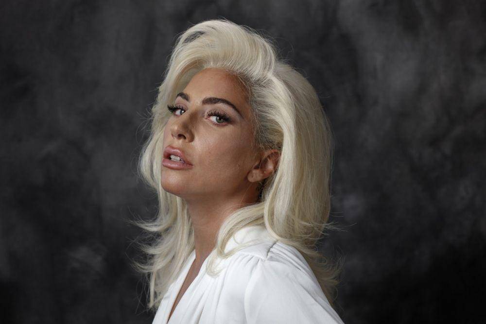 Lady Gaga (latimes.com)