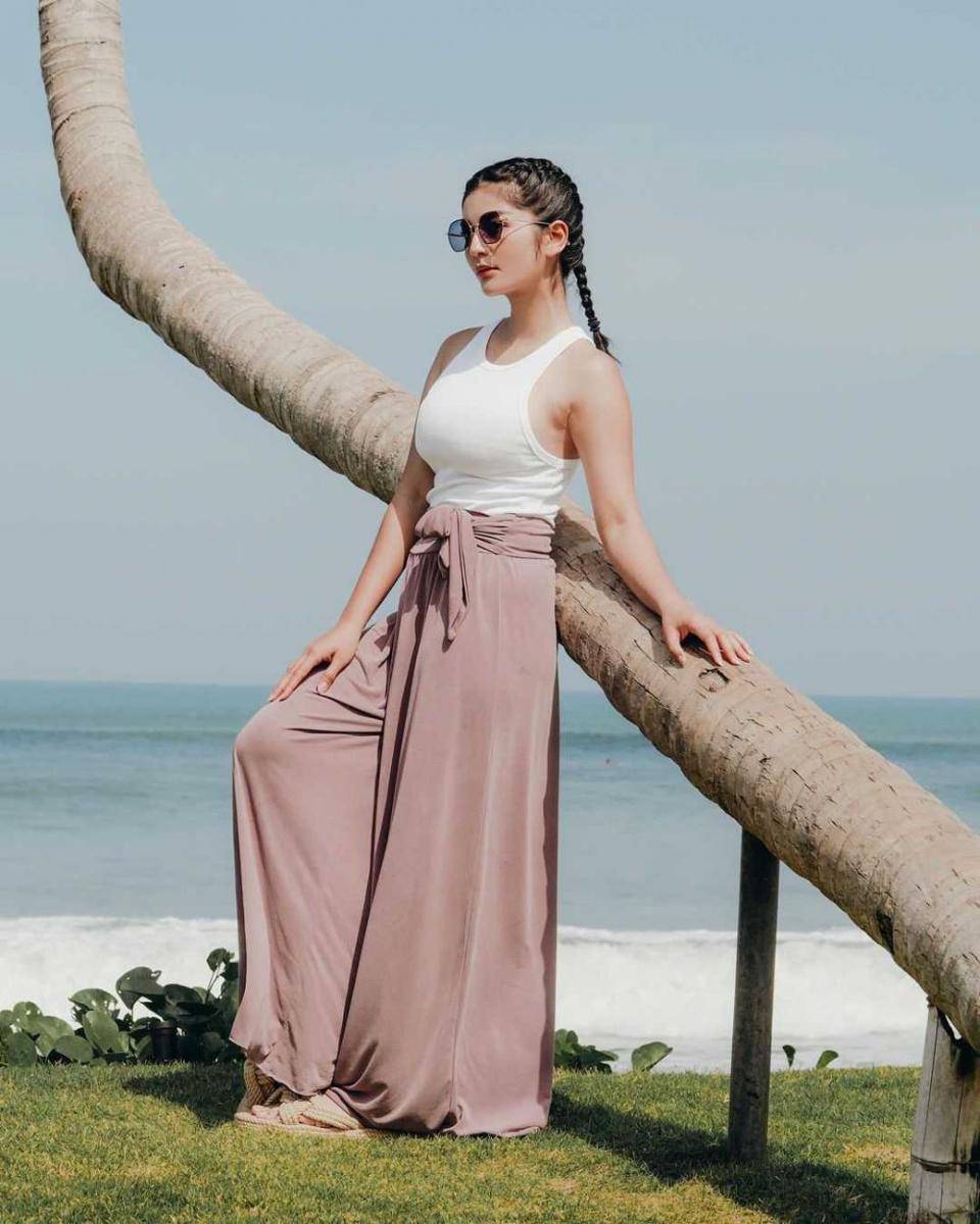 Debi Sagita (instagram.com/debisagita)