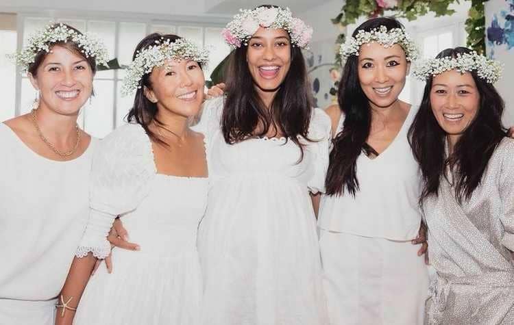 Kejutan dari Sahabat, 9 Potret Baby Shower Artis India Lisa Haydon