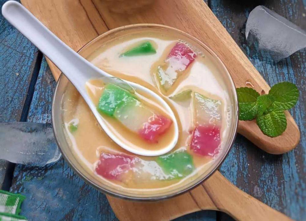 Resep Es Selendang Mayang Kuah Gula Merah, Manis dan Menyegarkan