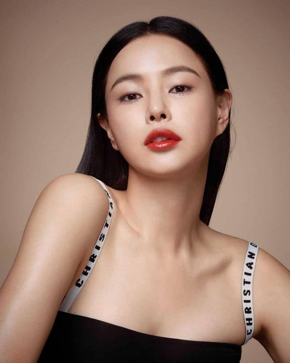 Lee Honey (instagram.com/honey_lee32)