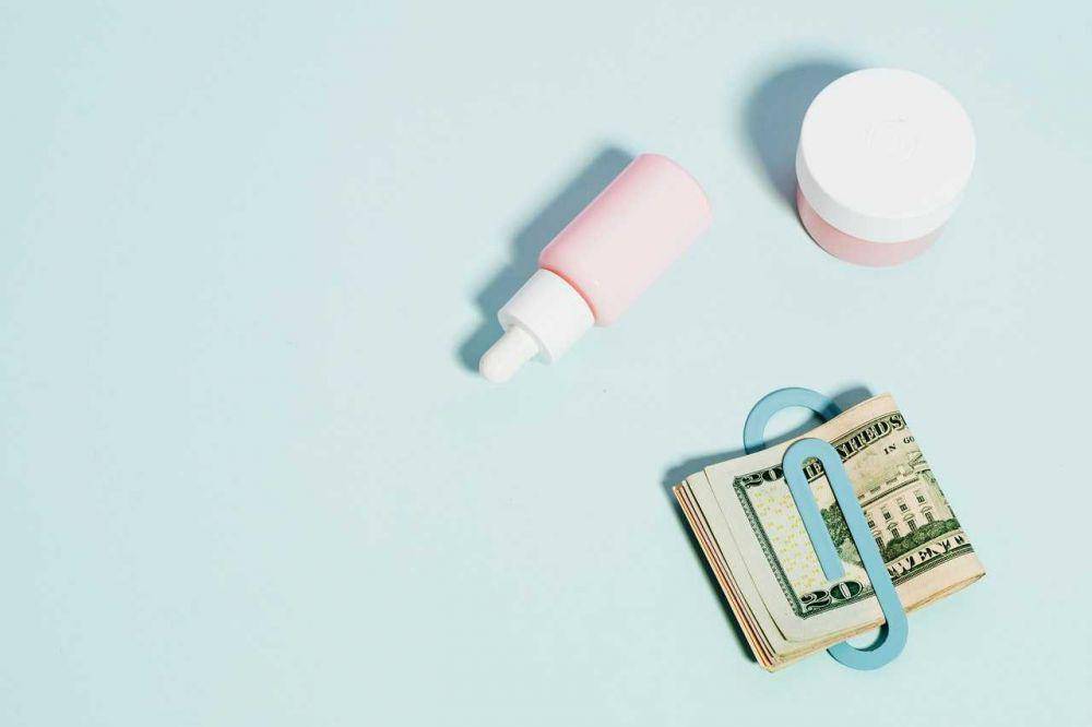 Ilustrasi produk skincare (Pexels/Karolina Grabowskafrom)