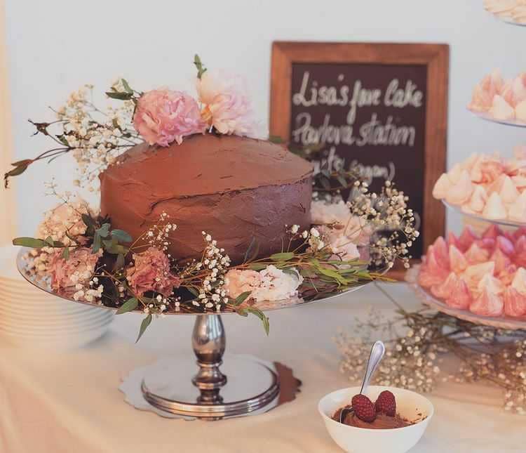 baby shower Lisa Haydon (instagram.com/lisahaydon)