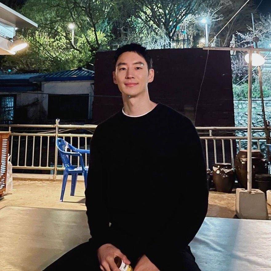 Lee Je Hoon (instagram.com/leejehoon_official)