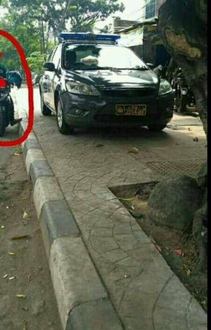 potret trotoar kocak (1cak.com)