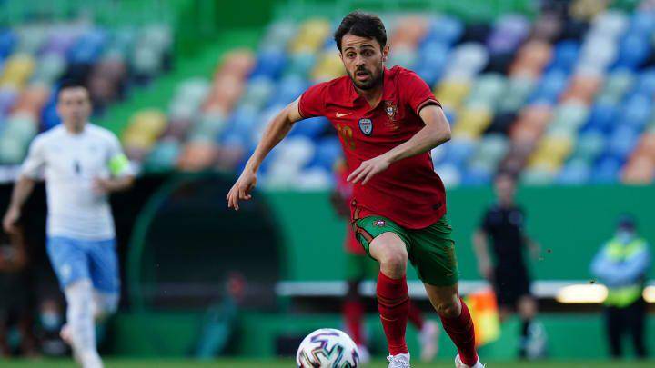 Bernardo Silva ketika membela tim nasional Portugal. (90min.com)