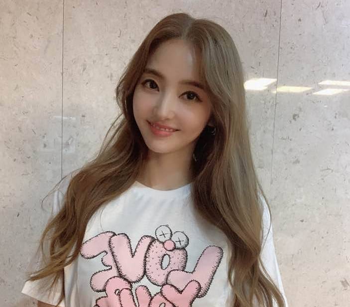 Han Chae Young (instagram.com/han_chae_young_)
