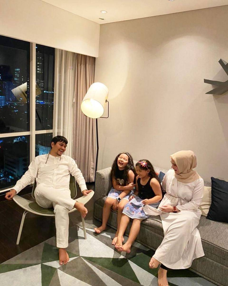 potret keluarga Indra Bekti (instagram.com/indrabekti)