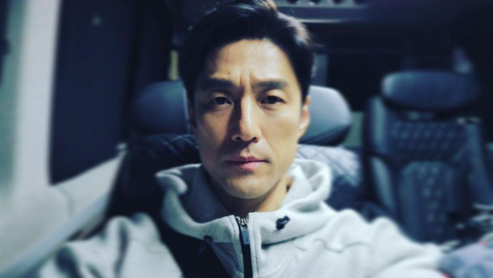 10 Potret Selfie Ji Jin Hee yang Sempat Mencuri Perhatian