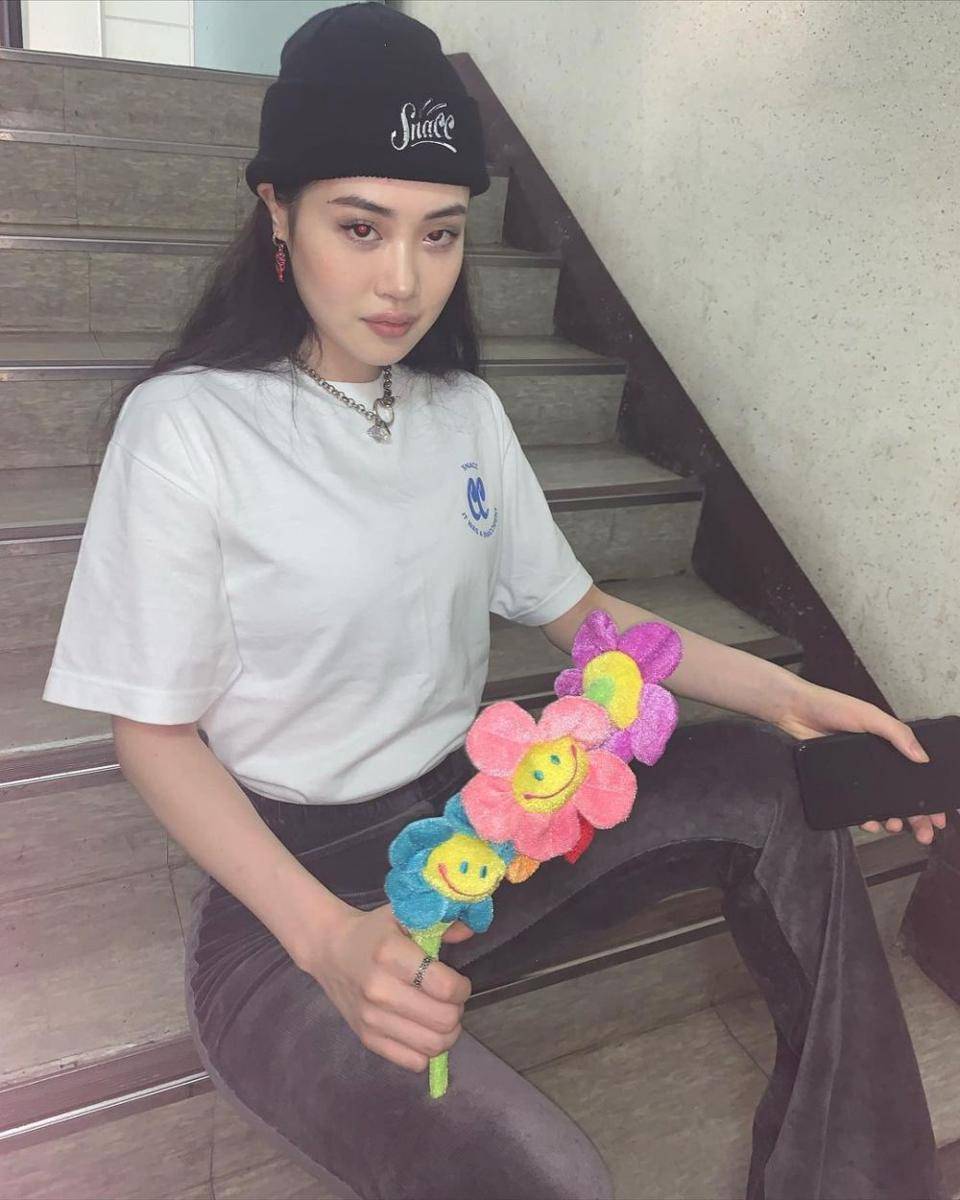 DeVita (instagram.com/lilchoster)