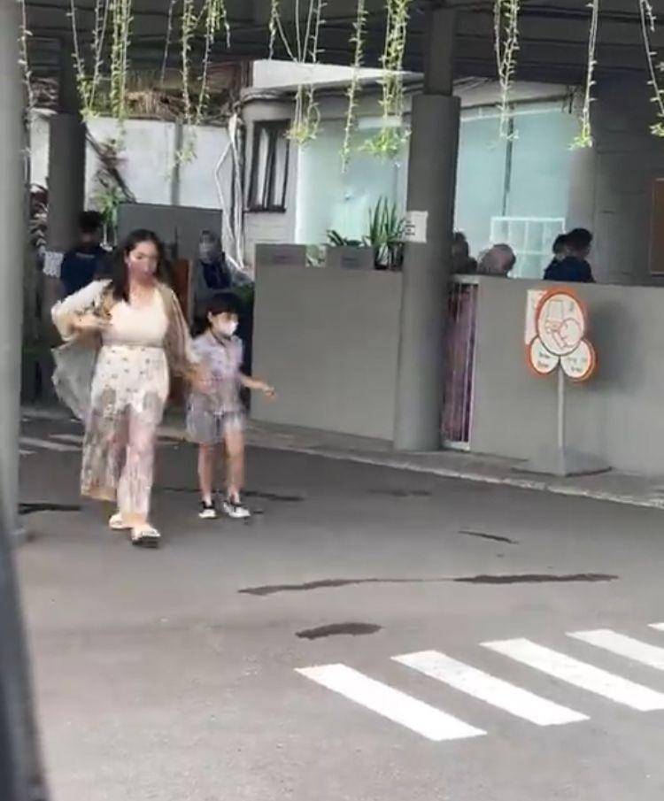 Rafathar lulus (instagram.com/shela_lala96)