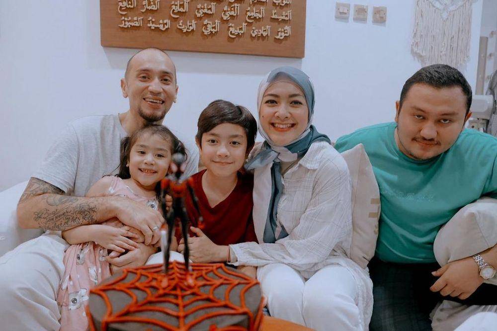 Gary Iskak bersama keluarga (instagram.com/iskak_gary)