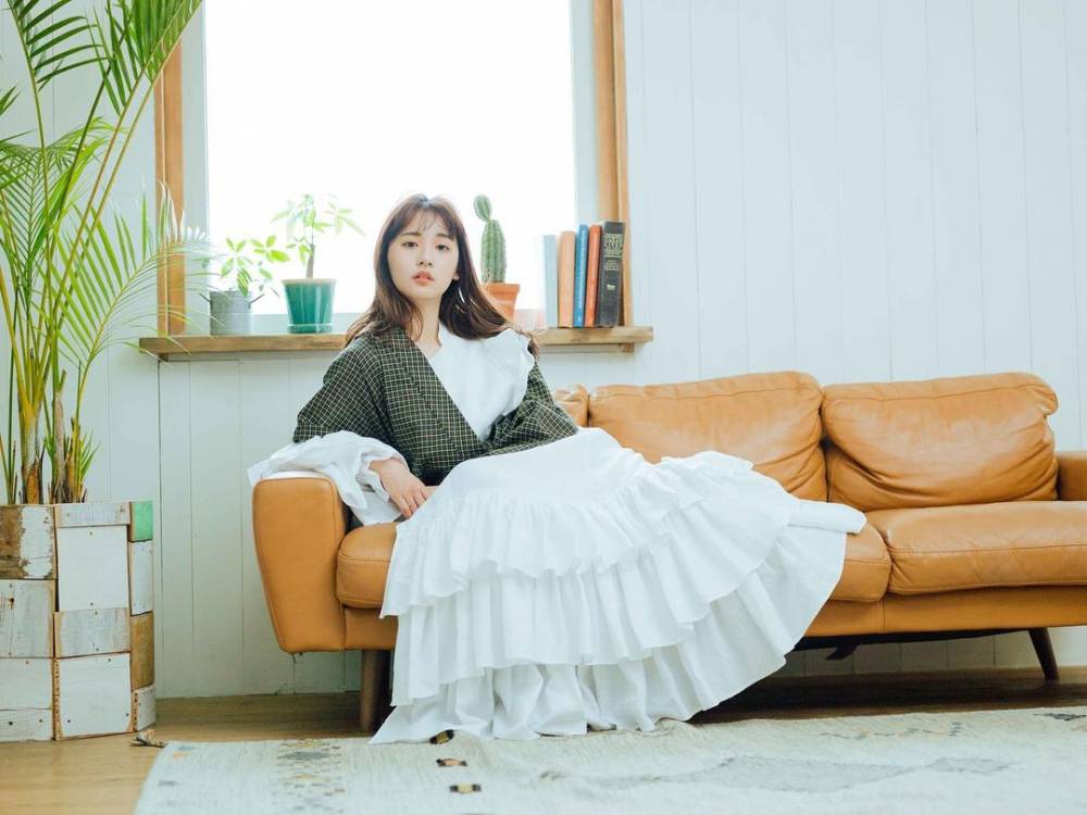 Nana Asakawa (instagram.com/asakawa_nana)