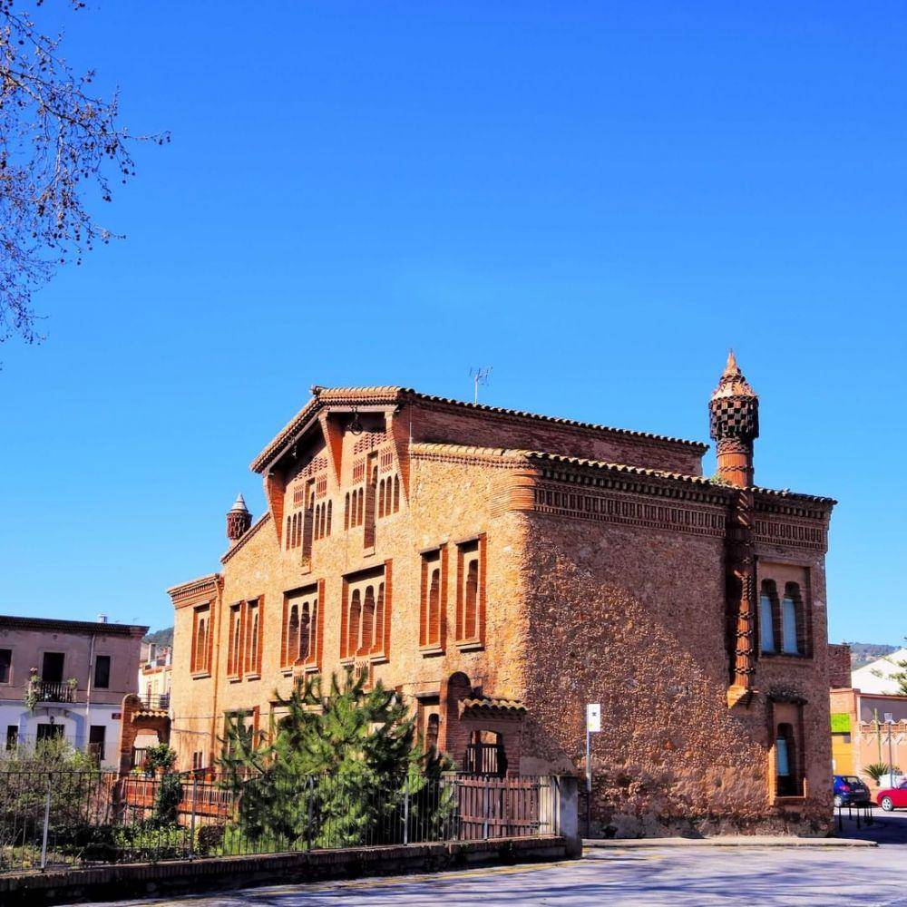 Church Colònia Güell (instagram.com/criptagaudi)