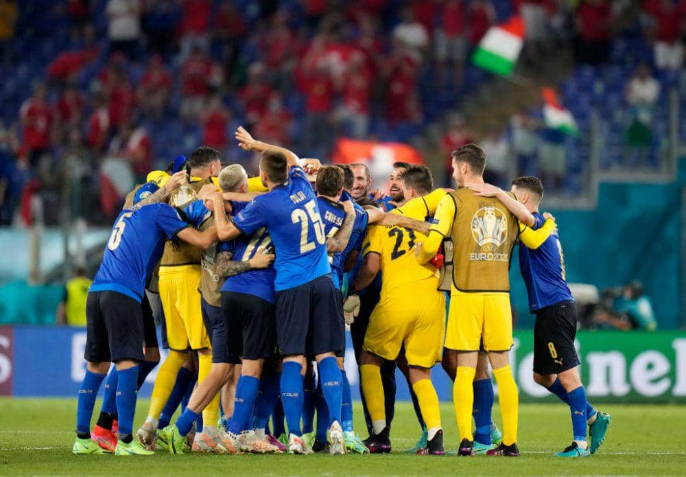 Selebrasi kemenangan Italia (twitter.com/azzurri)