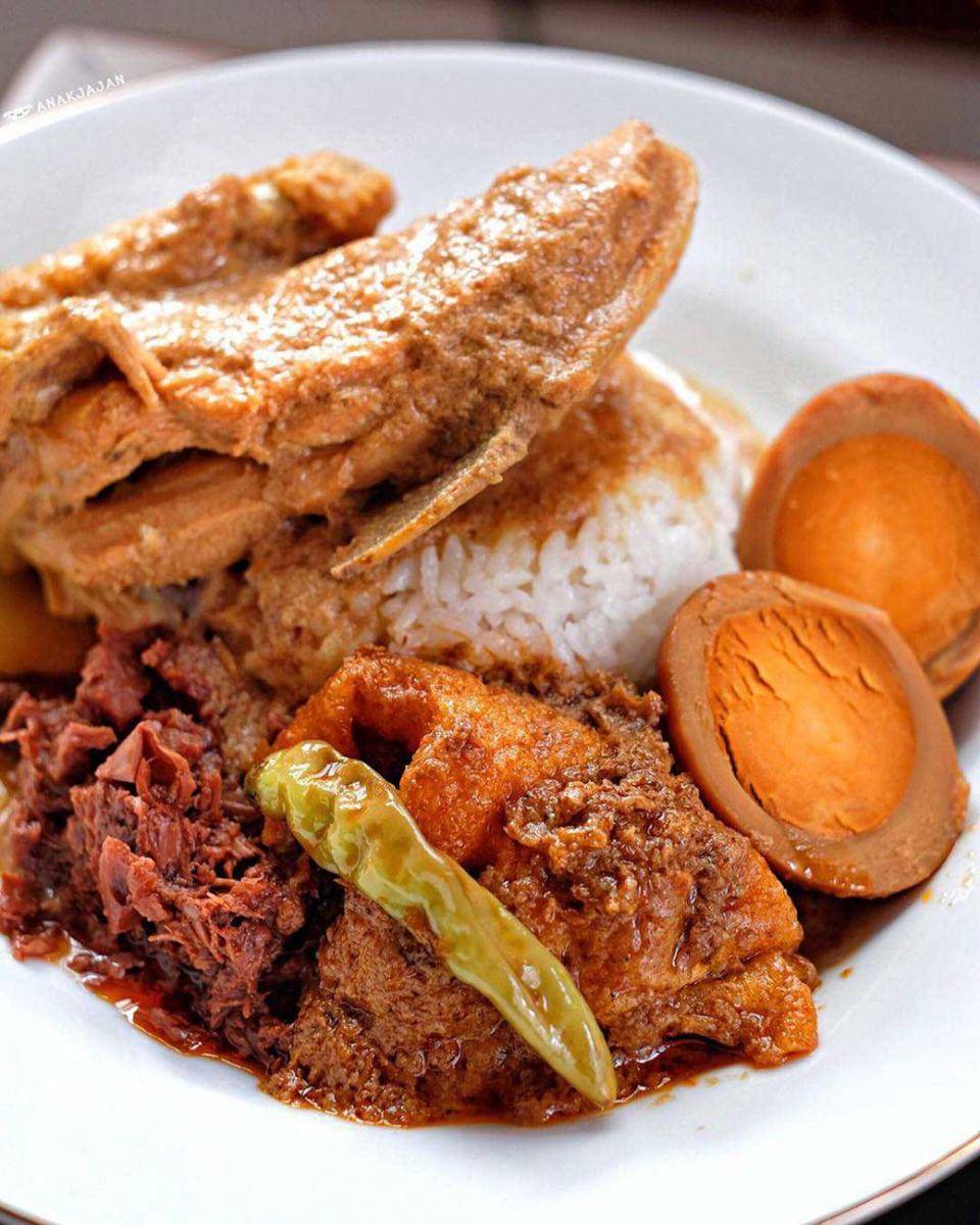 Potret makanan di Gudeg Sagan (instagram.com/anakjajan)