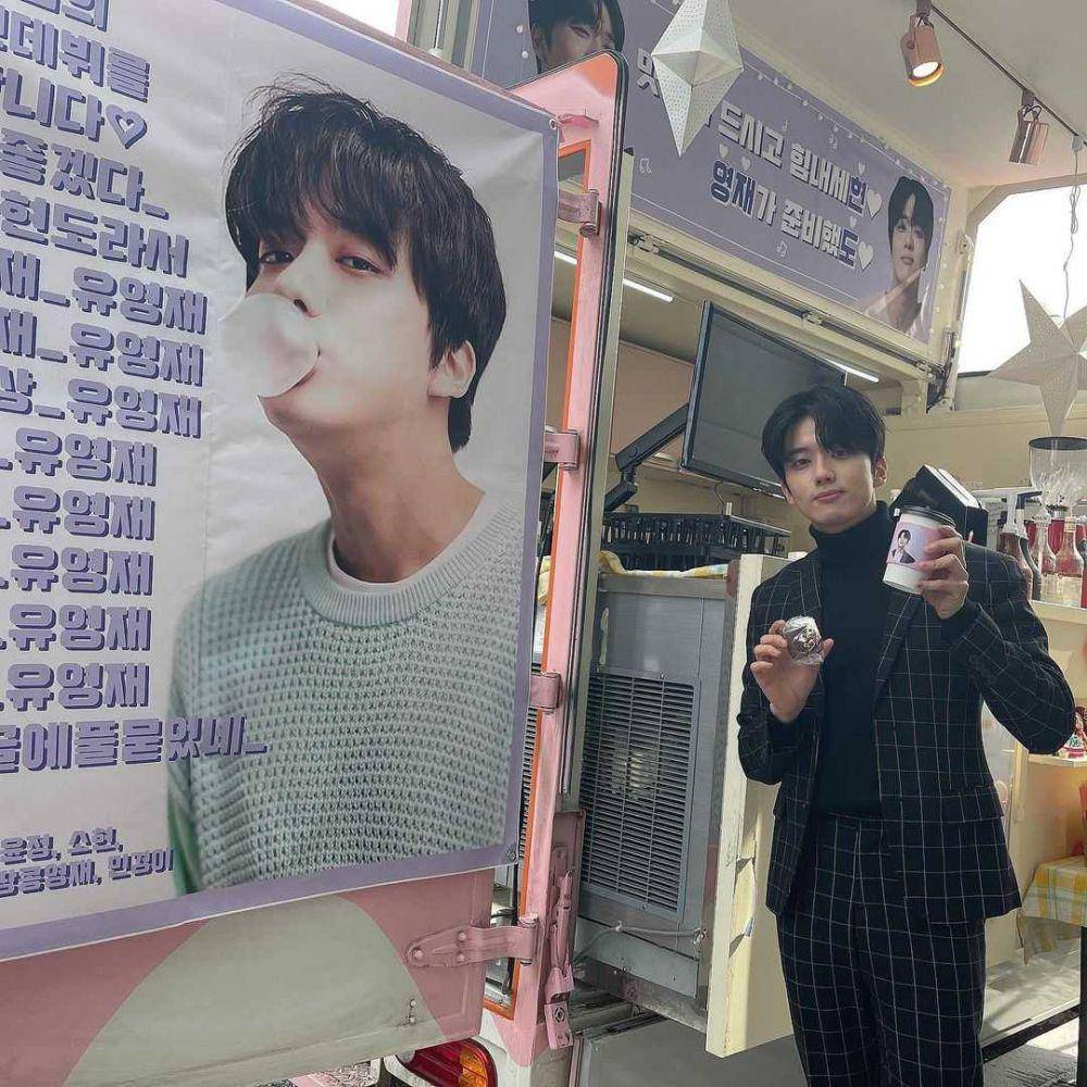 Yoo Young Jae (instagram.com/yjaybaby)