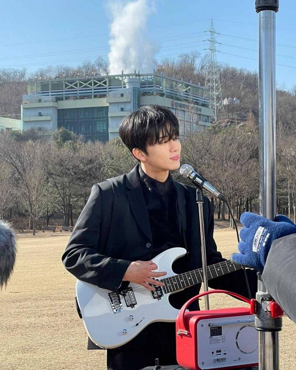 Yoo Young Jae (instagram.com/yjaybaby)