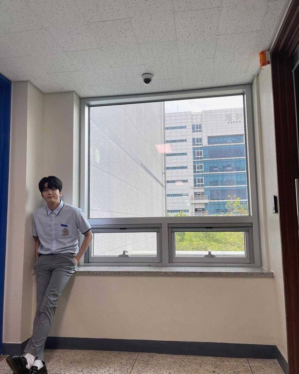 Yoo Young Jae (instagram.com/yjaybaby)