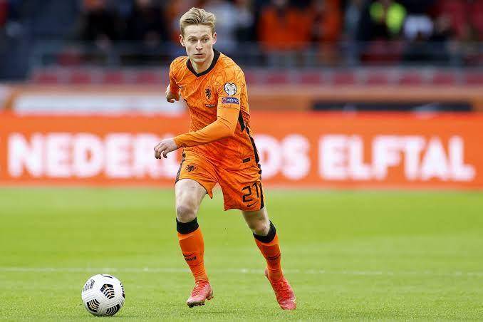 Frenkie De Jong (barcauniversal.com)
