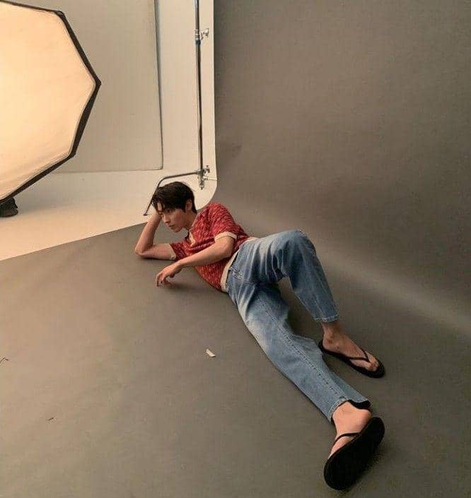 Hwang In Yeop (instagram.com/hi_high_hiy)
