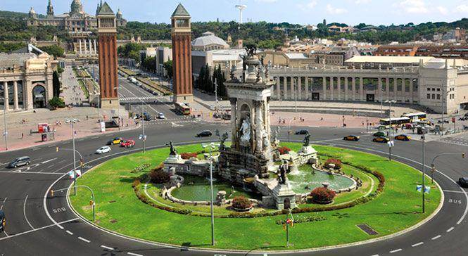 Plaça d'Espanya (barcelonaturisme.com)