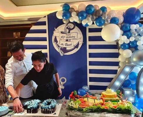 Momen Lulu Tobing dan suami (instagram.com/banimmulia)