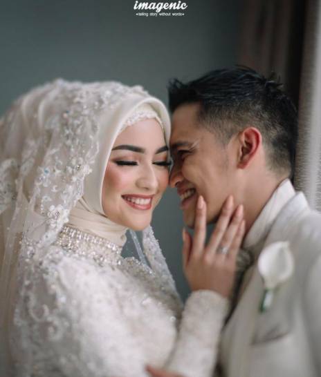 Keharmonisan Rezky Adhitya dan istri (instagram.com/thereal_rezkyadhitya)