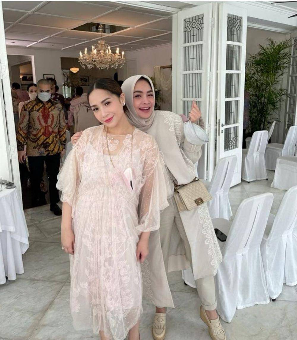 Nagita Slavina dan Rieta Amilia (instagram.com/rieta_amilia)