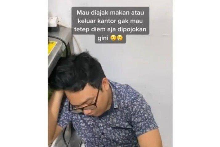 Pria menangis gara-gara gagal investasi di Crypto. (instagram.com/smart.gram)