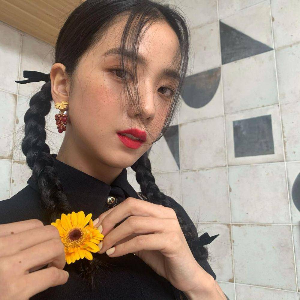 Jisoo BLACKPINK (instagram.com/sooyaaa__)