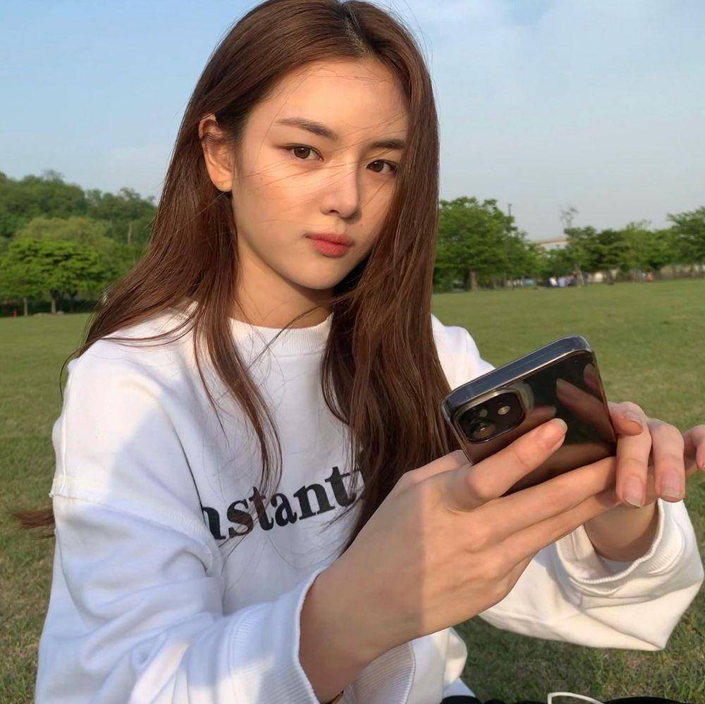 Cha Joo Young (instagram.com/chajoozero)
