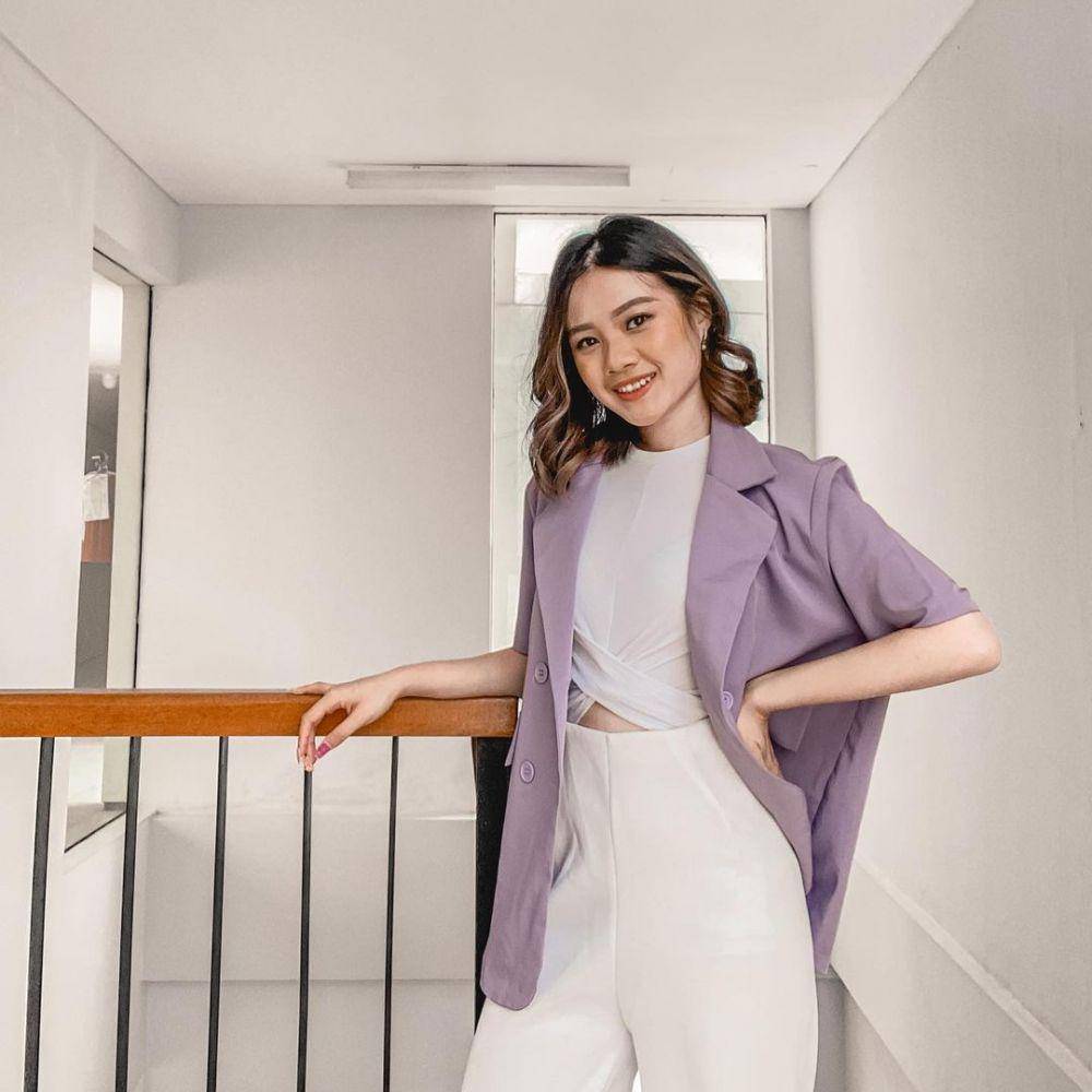 Karen Kurniawan (instagram.com/karenkurniawan_kk)
