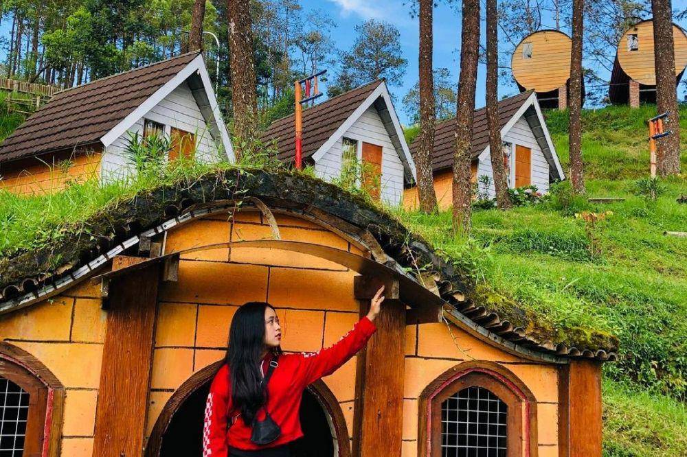The Lawu Park (instagram.com/dinarsaraswati77)