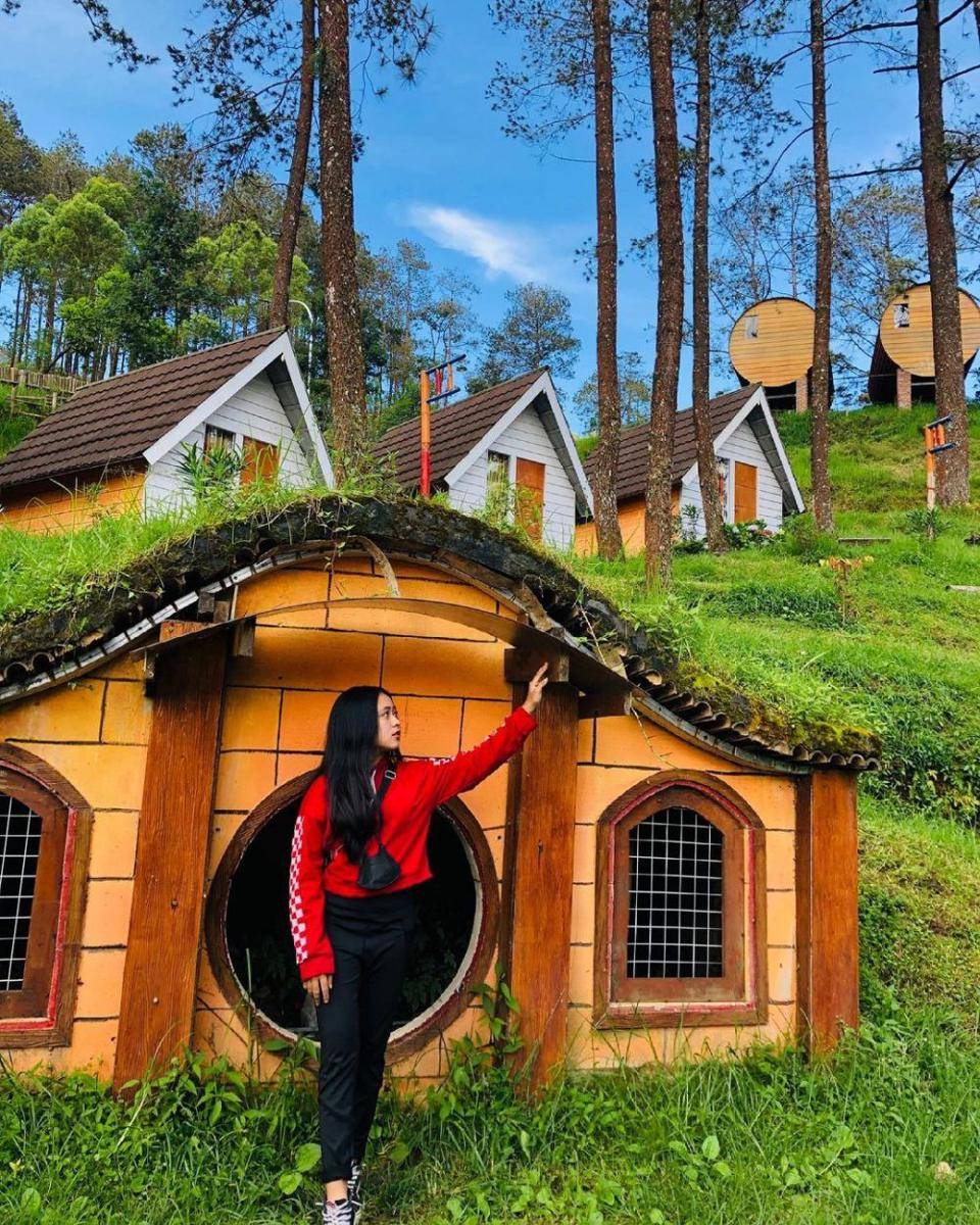 The Lawu Park (instagram.com/dinarsaraswati77)