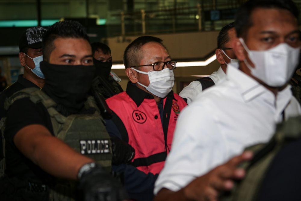 Terpidana Kasus Pembalakan Liar Adelin Lis Bayar Denda Rp1 Milliar