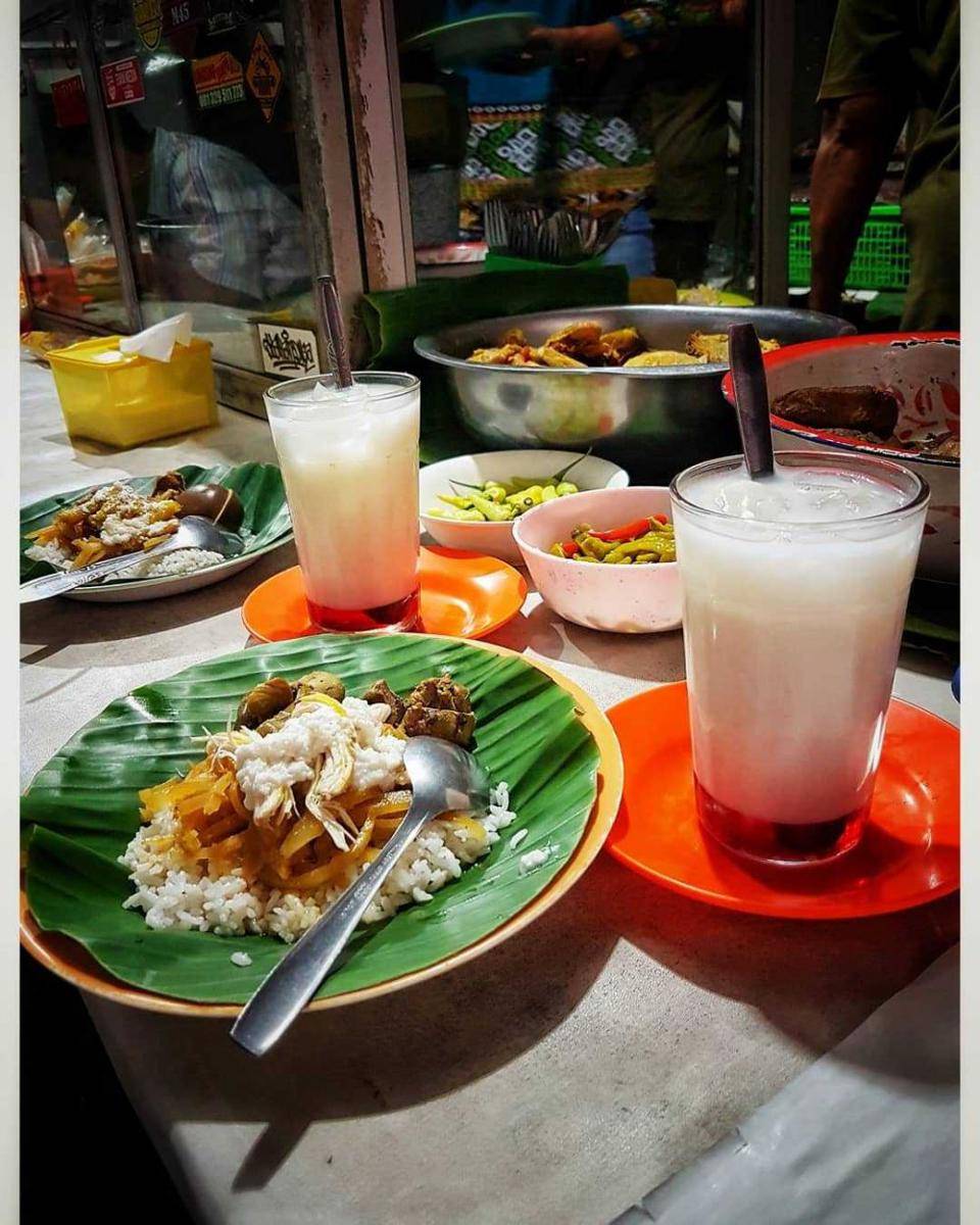 nasi liwet bu sarmi (instagram.com/bondhan_wr)