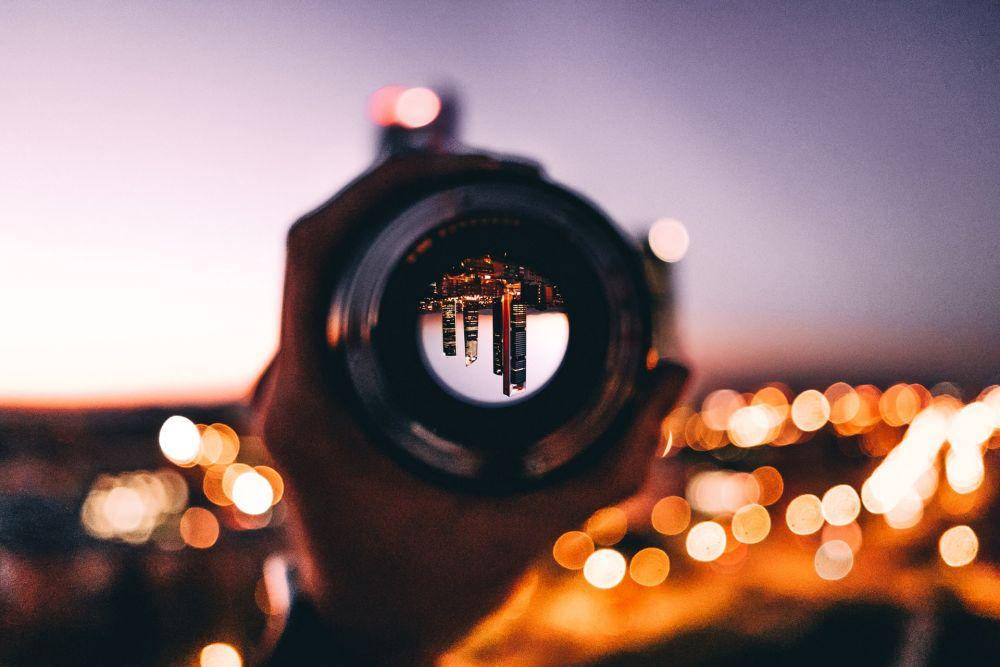 Seorang pebisnis juga harus terus berinovasi dalam bisnis (unsplash.com/Octavian Rosca)