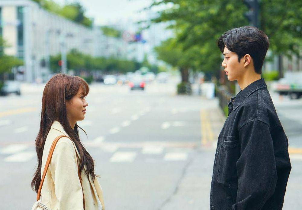 Song Kang dan Kim So Hyun di drama Love Alarm (instagram.com/songkang_b)