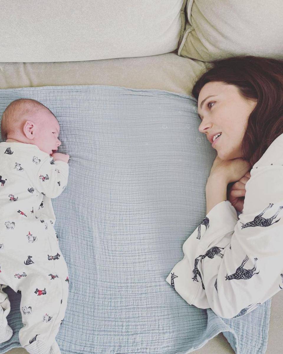 August Harrison Goldsmith, Mandy Moore (instagram.com/taylordawesgoldsmith)