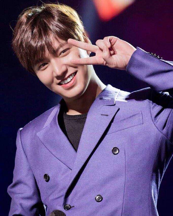 Lee Min Ho (instagram.com/leeminho_mino)