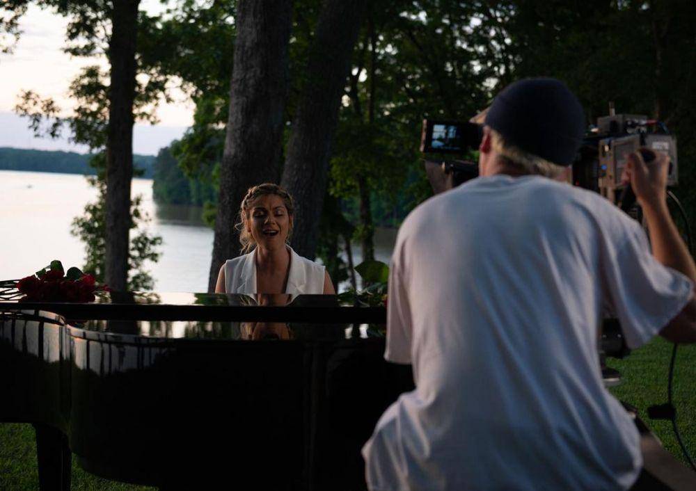 Jax saat syuting video klip Like My Father (instagram.com/jax)