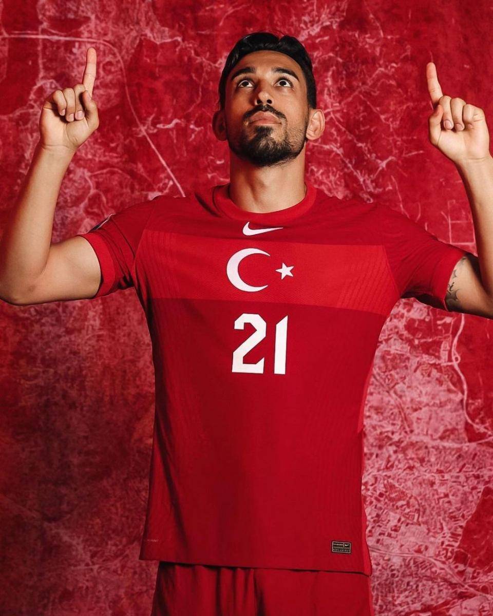 Irfan Can Kahveci (Instagram.com/kahveci10)