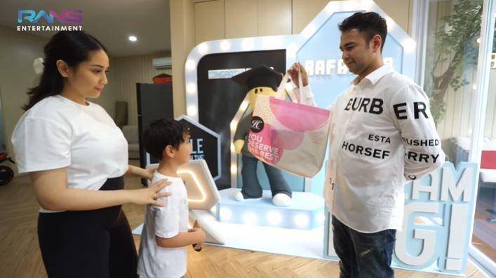Rafathar lulus TK (Youtube.com/Rans Entertainment)