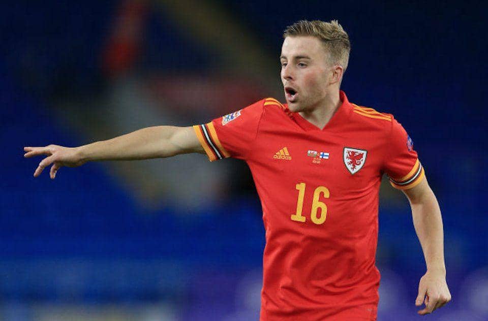 potret Joe Morrell bersama Timnas Wales(twitter.com/BBCSportWales)