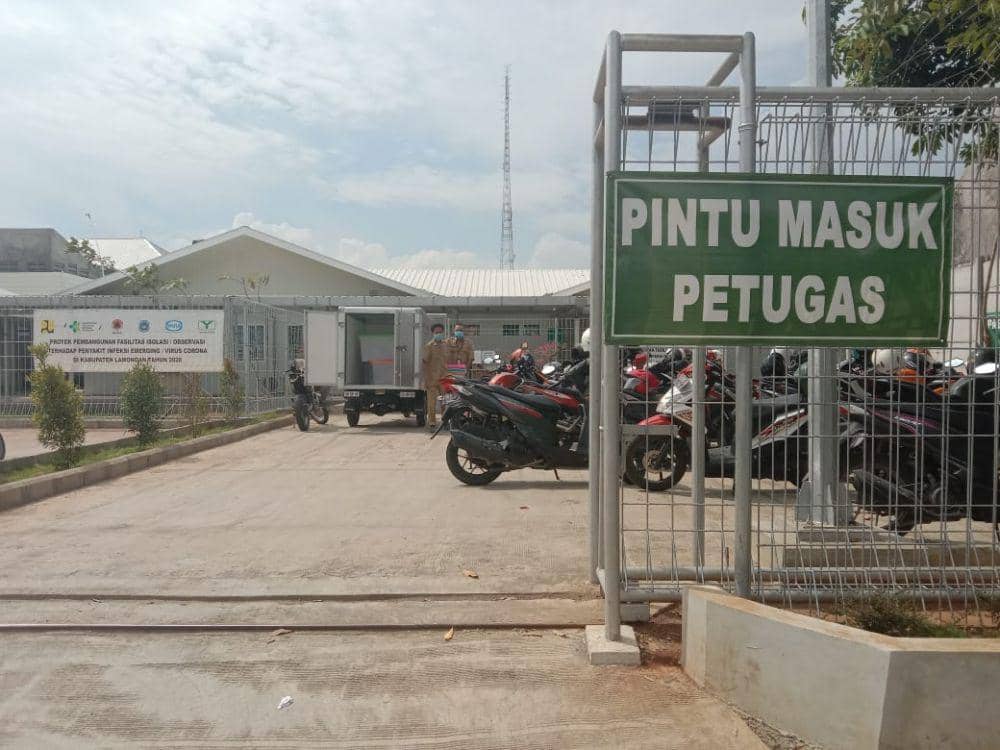 Pasien Membludak, RS Rujukan COVID-19 di Lamongan Penuh