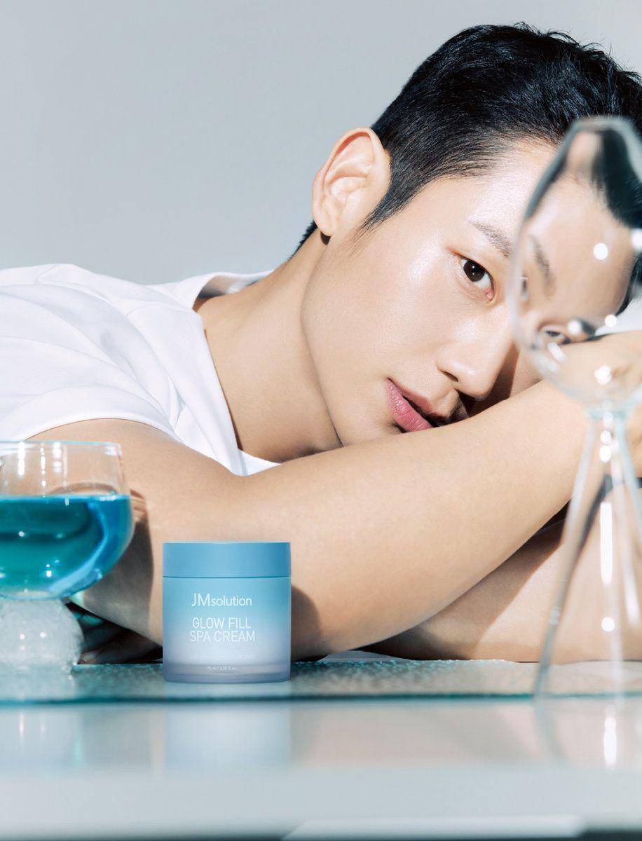 Jung Hae In (allurekorea.com)