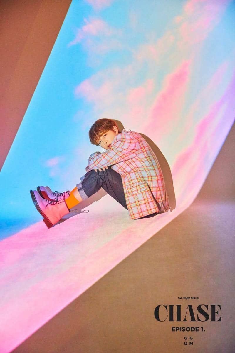 Munik DONGKIZ di teaser versi I'MMATURE single album CHASE EPISODE 1. GGUM. (twitter.com/dongkiz_dy)